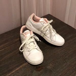 🌸FINAL PRICE🌸GIRLS ADIDAS HOLO PINK STRIPES